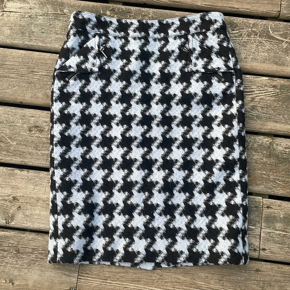 Carlisle Houndstooth Wool Blend Skirt